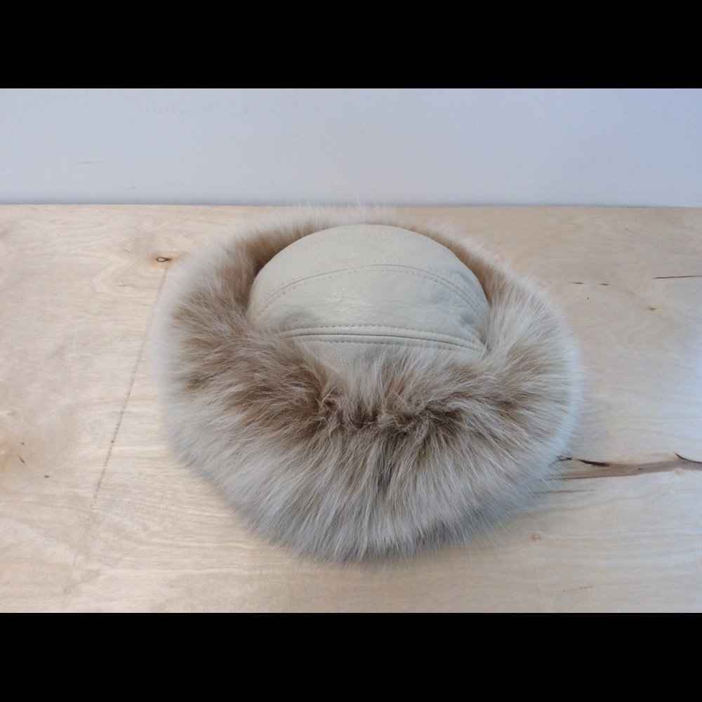 Fur hat